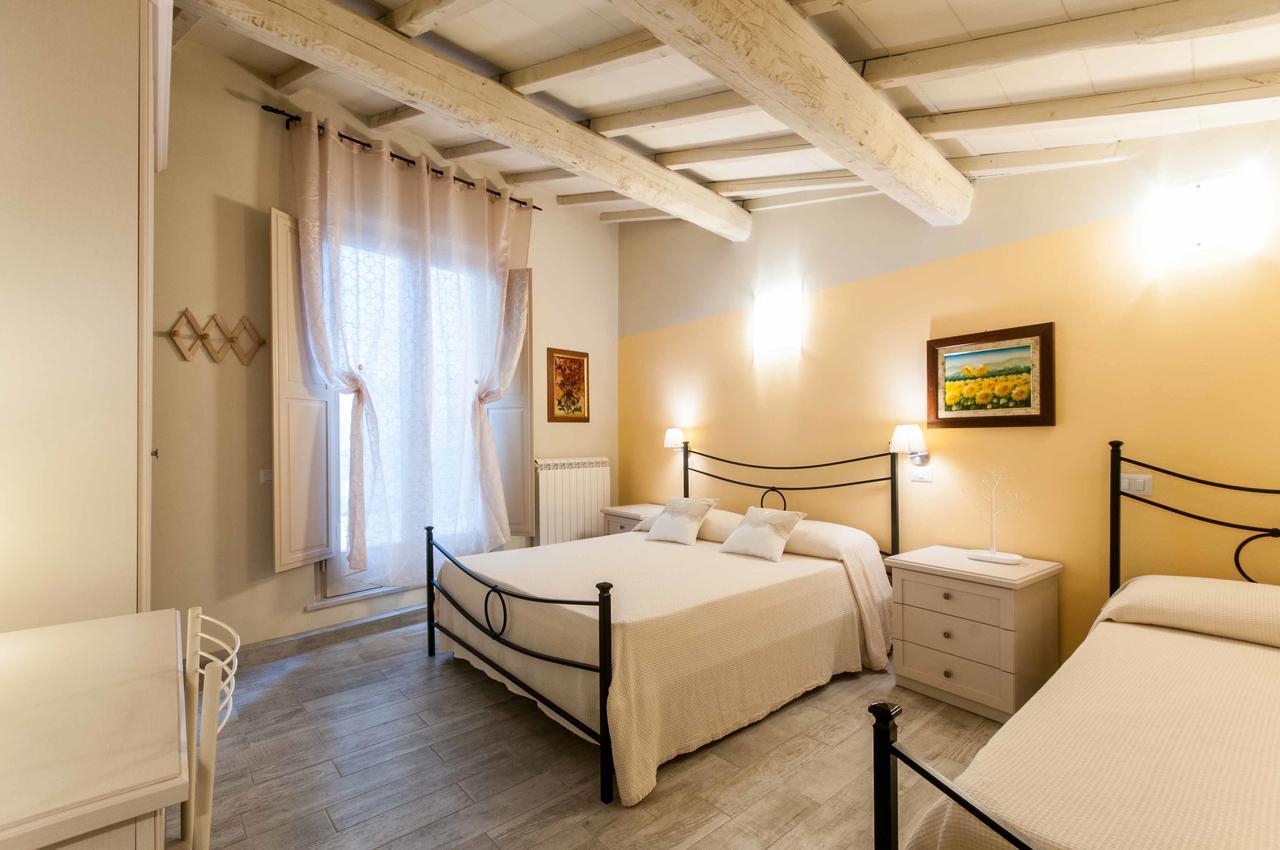 Il Lavandeto - Farmhouse In The City Siena Exterior photo