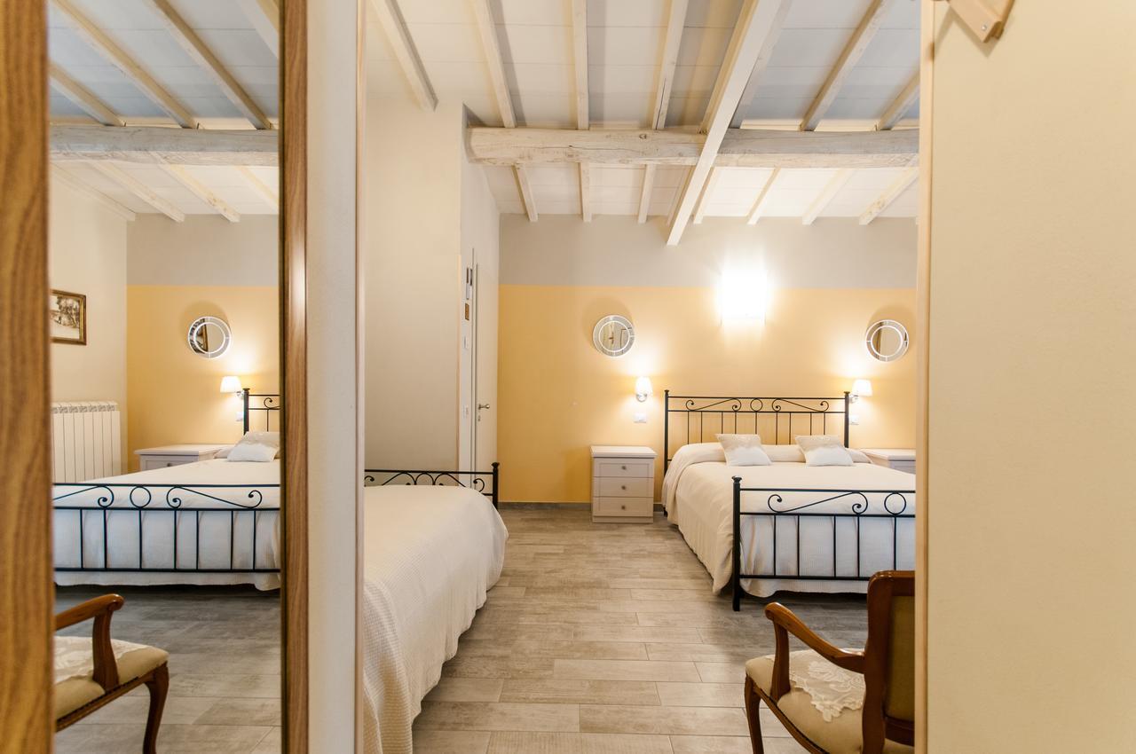 Il Lavandeto - Farmhouse In The City Siena Exterior photo